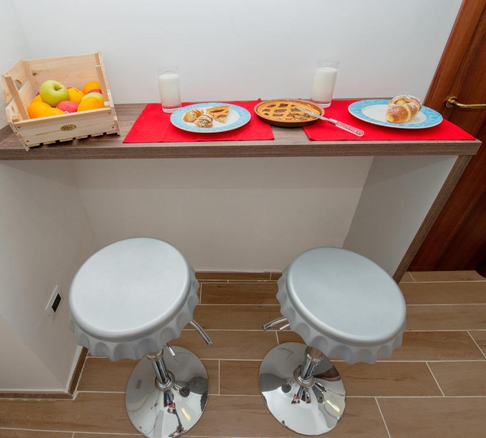 Golden Naples Bed and Breakfast Εξωτερικό φωτογραφία