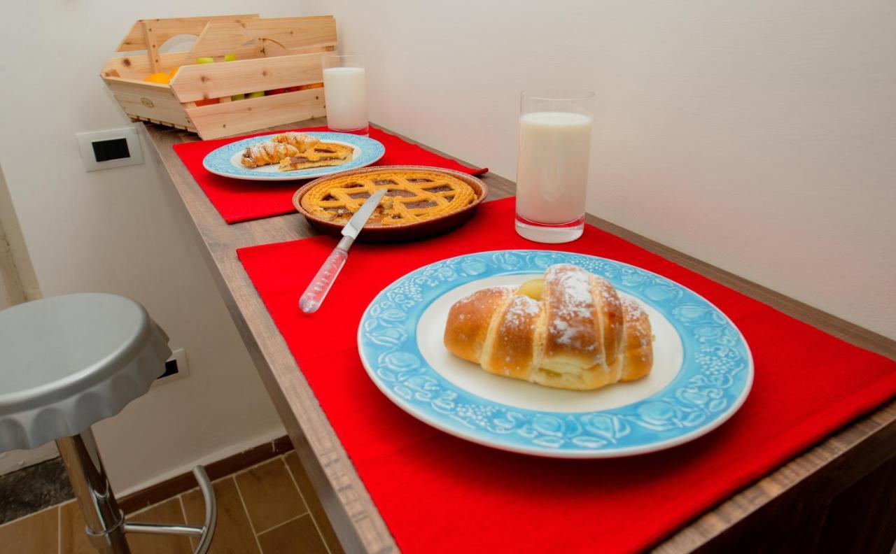 Golden Naples Bed and Breakfast Εξωτερικό φωτογραφία